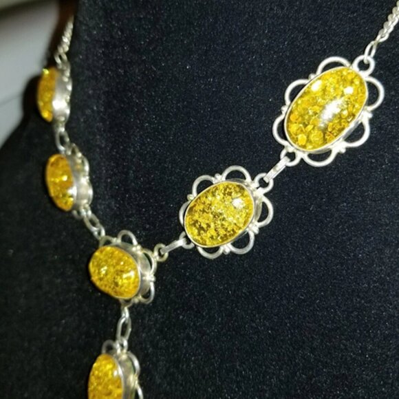 Amber Jewellery Set - Picture 3 of 7